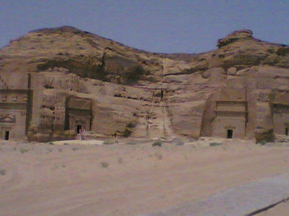 صور مدينة نبي الله صالح المكتشفة بالسعودية 4744018f31f2543b4ead4263eea99cf20e2b13a