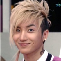 Hit or Miss Leeteuk-2-2bd42f