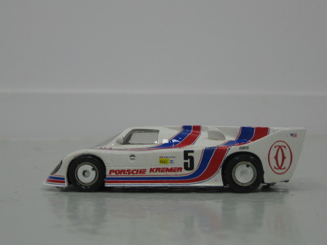 Le mans (en tous genres)  Porsche_kremer_ck5-002-347006b