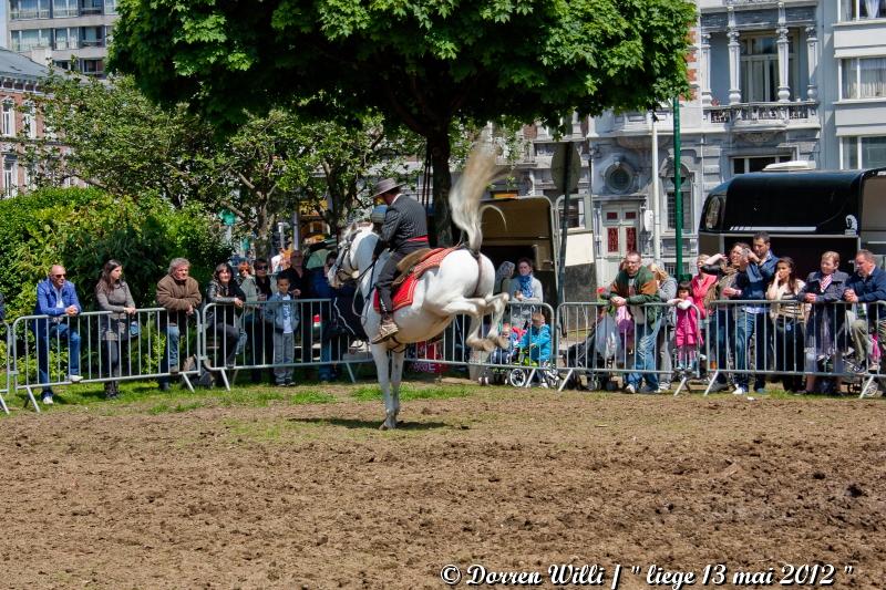 Liège - A PIED, A CHEVAL, A VELO et la FERME EN VILLE - Le 13 mai 2012 Dpp_liege---0035-349d920