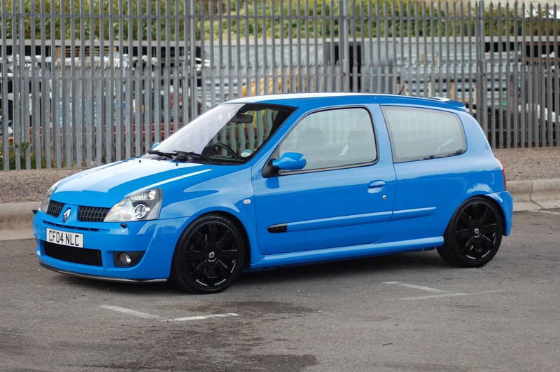 [Renault] Clio RS - Page 6 Renault-clio-182-828_1_large-32bd5f3