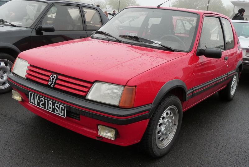 Les Peugeot 205 croisées dans la rue - Page 4 P1350403-345994b