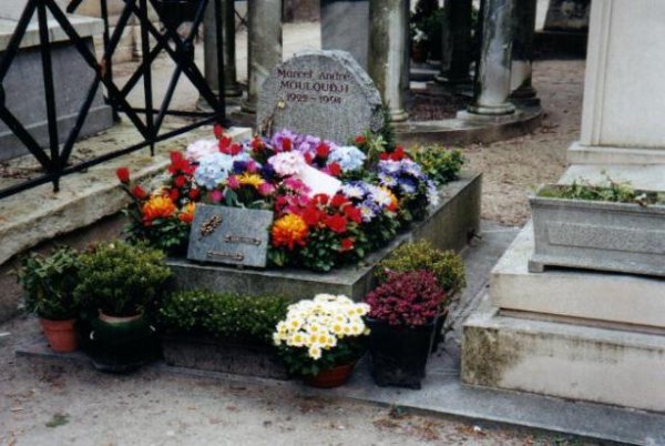 Cimetière du Père Lachaise - Paris Mouloudji-958691008-350a948