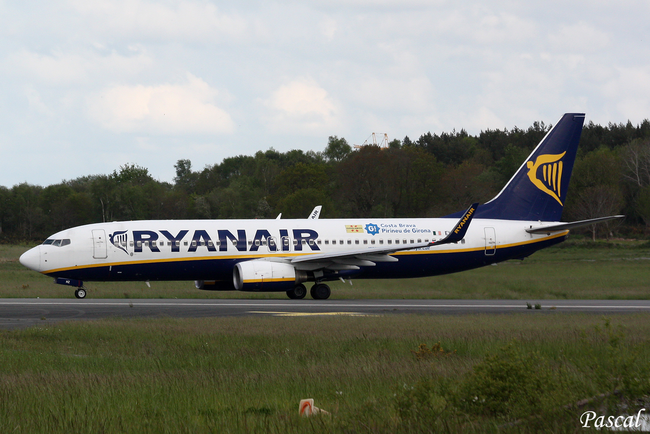 Boeing 737-8AS-Ryanair/EI-DHZ le 07.05.12 Ei-dhz-3-345442d