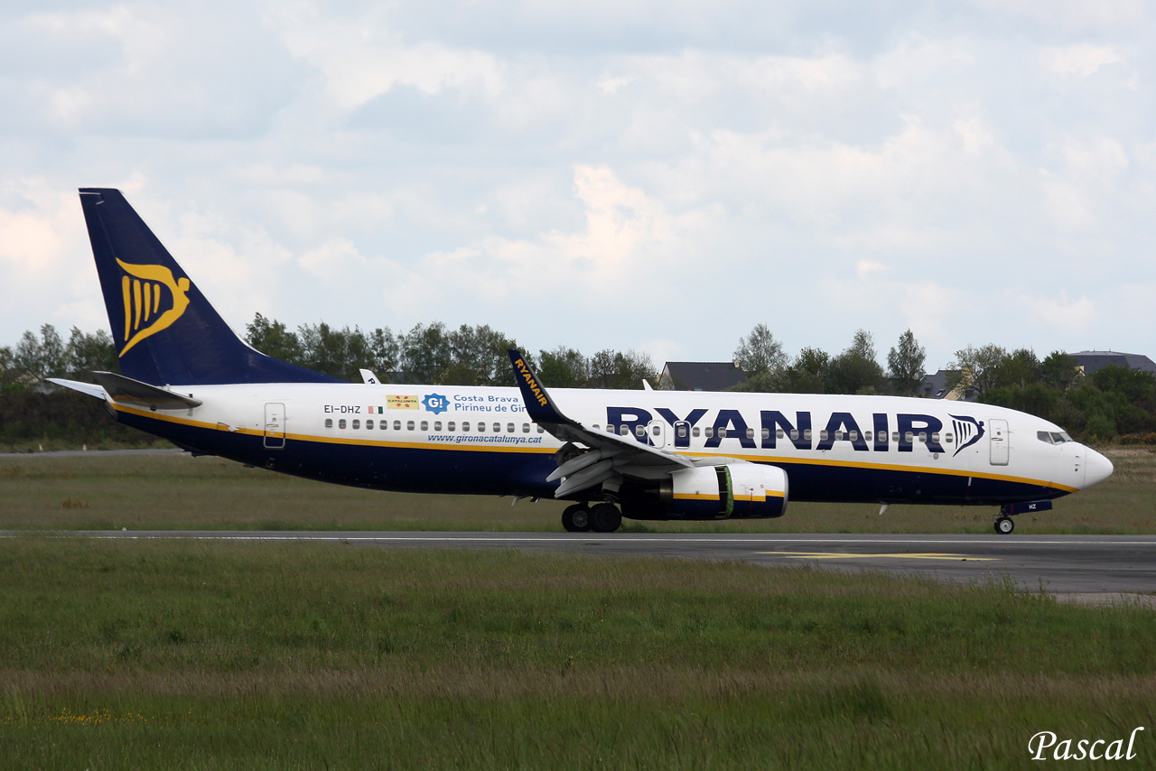 Boeing 737-8AS-Ryanair/EI-DHZ le 07.05.12 Ei-dhz-1-34543da