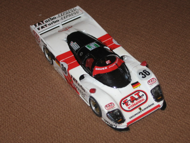 Le mans (en tous genres)  Dauer_porsche_962-001-34cb305