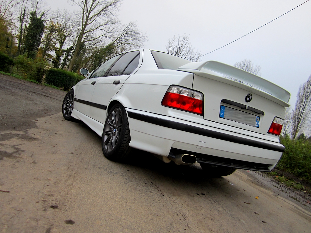 Ma berline 325i E36  Img_1311-39b4bea