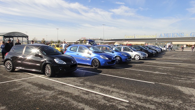 RECAP premier rassemblement Renault sport en Picardie Dsc00869-388e860