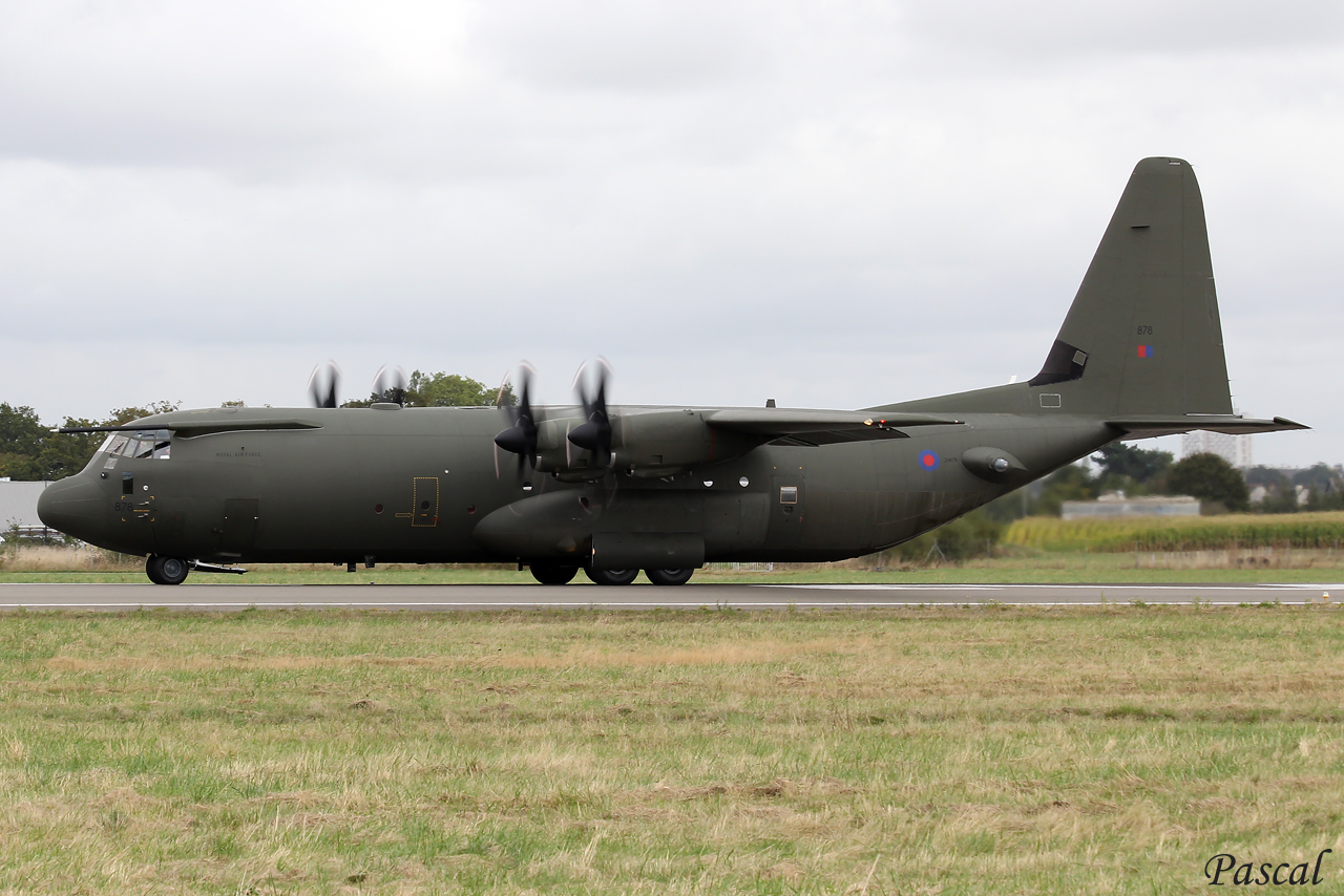 C-130J-30 Hercules (L382) Royal Air Force ZH878 le 29.09.12 C-raf5-3851a8c