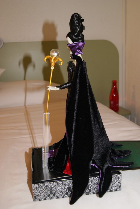 Disney Villains Designer Collection (depuis 2012) - Page 25 Dsc05615-37e9eed