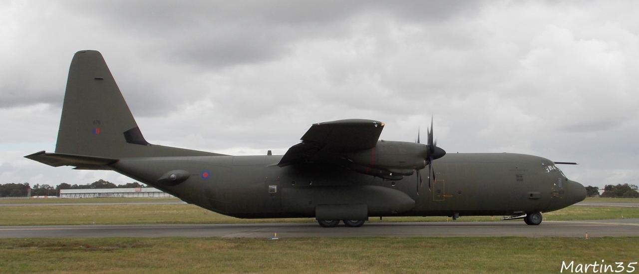C-130J-30 Hercules (L382) Royal Air Force ZH878 le 29.09.12 - Page 2 Divers-le-29-et-30.09-45--38590ee