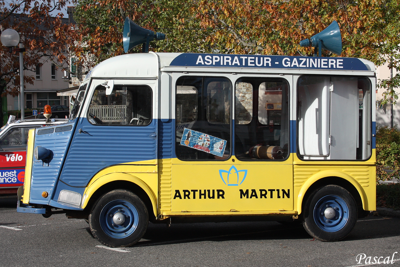 Véhicules de la caravane publicitaire du Tour de France  Velt-3-copie-39441d3