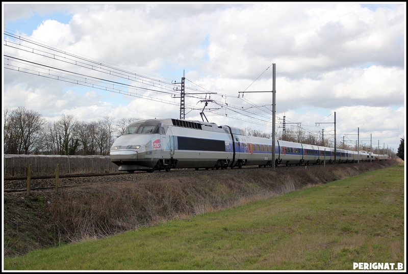 Photos et vidéos de la ligne Bordeaux - Toulouse - Narbonne - Sète (2007-2013) - Page 35 03-tgv-8503-3c792d9