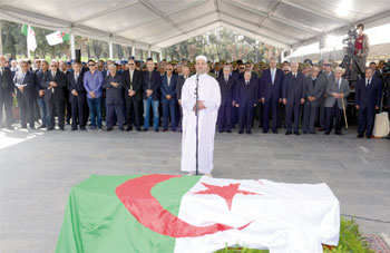 Il a été enterré hier au Carré des Martyrs à El-Alia : L'ultime hommage à Kafi Ali-kafi-actualite1-40324--3d84284