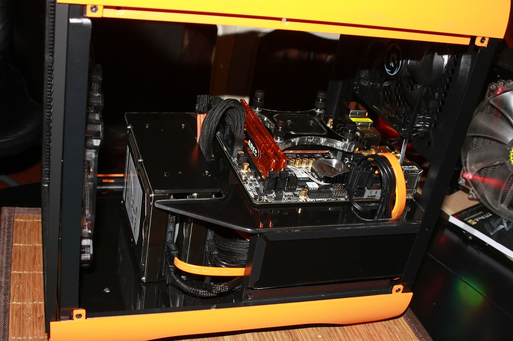 Bitfenix Prodigy watercooled " Pumpkin " Img_1509-3b2b879