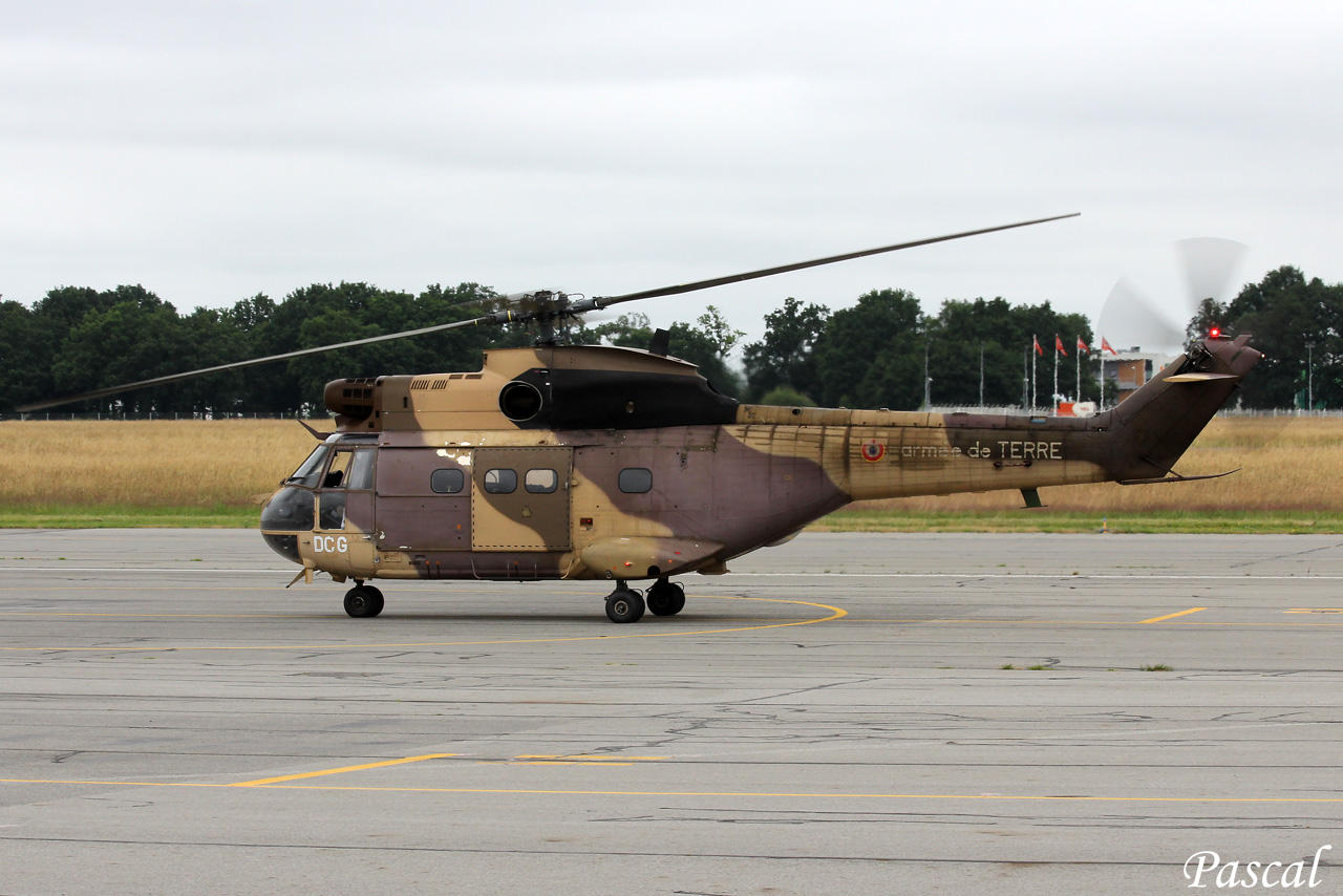 puma - Aérospatiale SA-330B Puma F-MDCG le 04.07.13 - Page 2 Pum-4-copie-3f68b5a