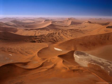 [003,0K] Kotunga Manfred-gottschalk-huge-sand-dunes-in-namib-naukluft-desert-park-sossusvlei-namibia