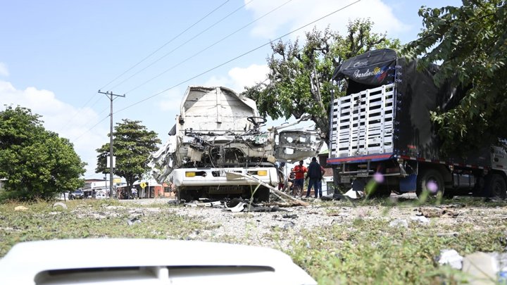 Fuerzas Armadas de Colombia - Página 3 2BmeTHG