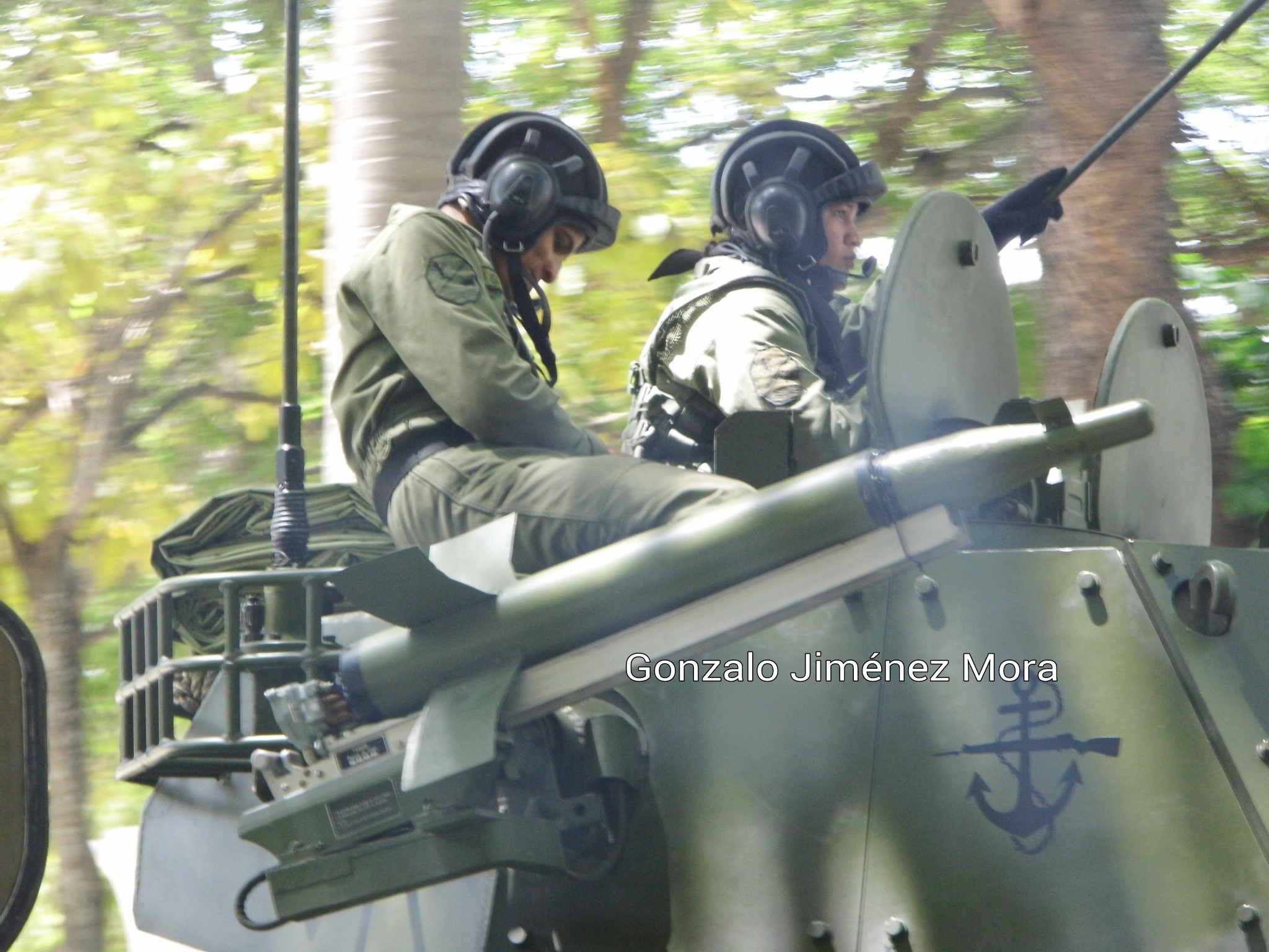 Fuerzas Armadas de Colombia - Página 20 L6CMW38