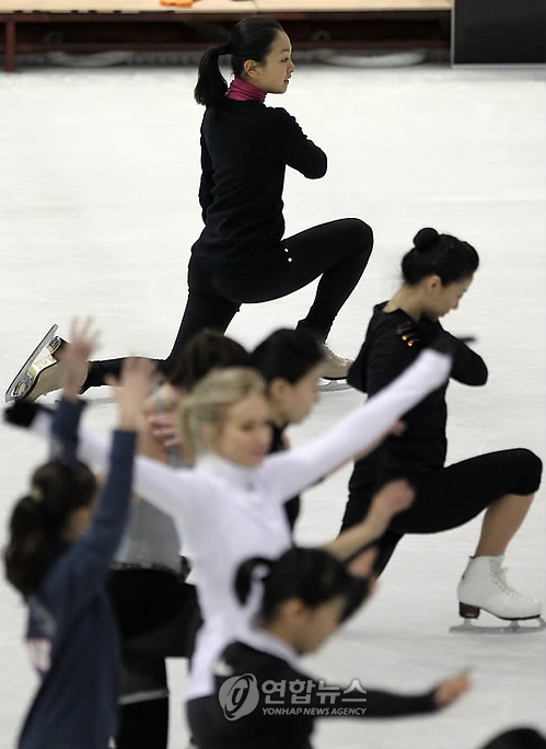 2010 Medalist on Ice Korea PYH2010060407840001300_P2