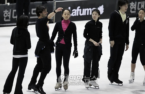 2010 Medalist on Ice Korea PYH2010060408580001300_P2