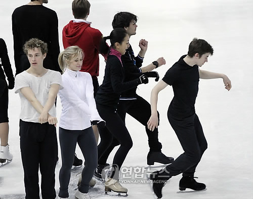 2010 Medalist on Ice Korea PYH2010060408770001300_P2