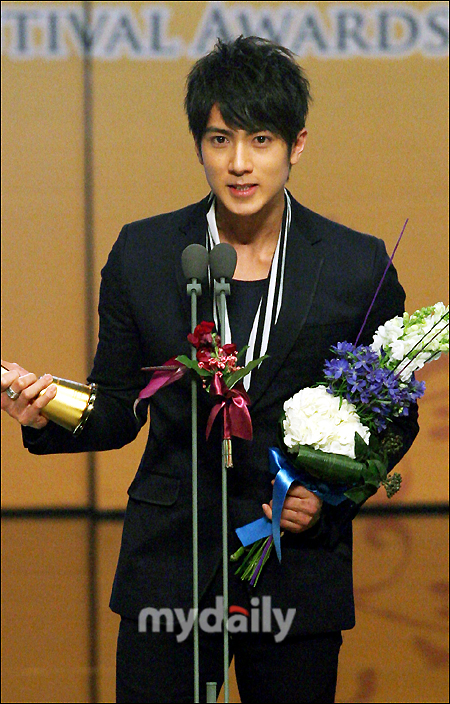 [15.01] 2010 Asia Model Festival Awards 201001152237181111_1