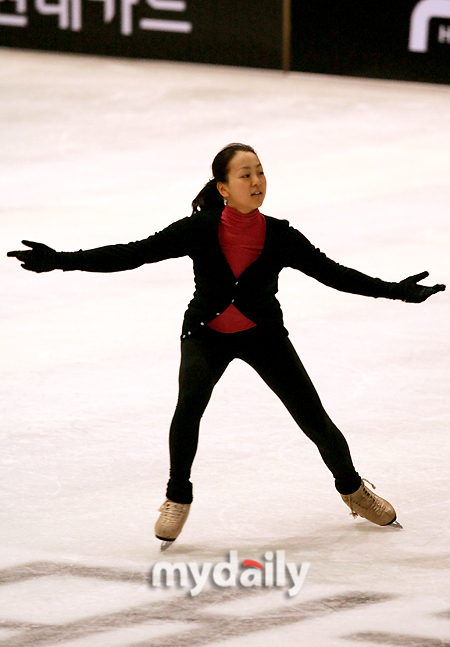 2010 Medalist on Ice Korea 201006041632342272_1