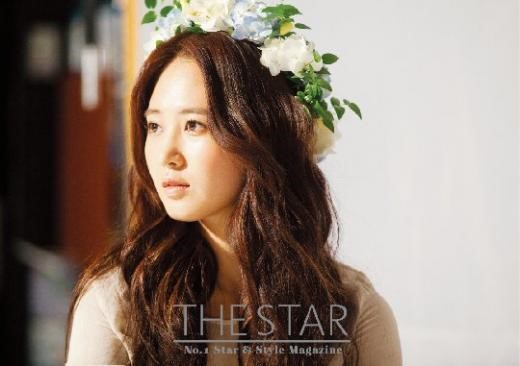 [PIC][01-04-2013]SooYoung và Yuri xuất hiện trên số đầu tiên của tạp chí "THE STAR" 2013040117232616376_4_59_20130401172720