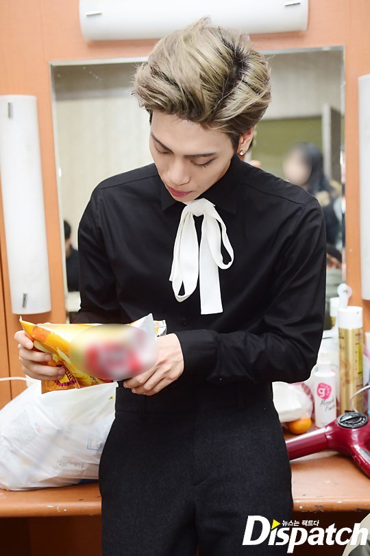 [Starcast] 150111 Naver update con Jonghyun  141202073_15