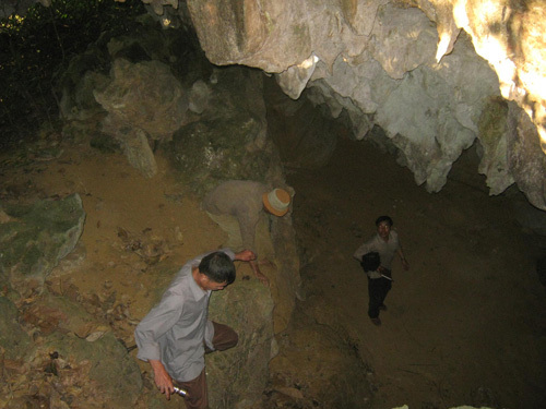 Bí ẩn mãng xà khổng lồ ở Sơn La  20110315162159_bi5