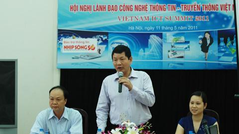 Chủ tịch Liên minh CNTT thế giới đến VN 20110511165504_vinasa-2