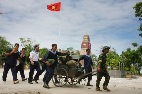 Phải thống nhất từ trên xuống dưới đối với vấn đề Biển Đông 20110622085524_truong-sa-4