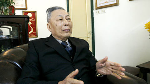 Tướng Đồng Sỹ Nguyên lại lên tiếng vì bị mạo danh  20110716211233_0