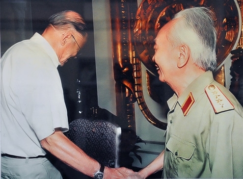 Hình ảnh đời thường về Đại tướng Võ Nguyên Giáp. 20131005111250-ne1