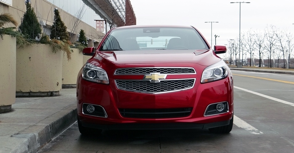 Renovação da linha Chevrolet no Brasil - Página 33 Chevrolet-malibu-2013-1358113725427_956x500