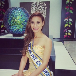   Road to Miss Brazil World 2016 - Goiás Won!! Taynara-gargantini-brasileira-que-foi-eleita-rainha-internacional-da-pecuaria-2014-1403560529176_300x300