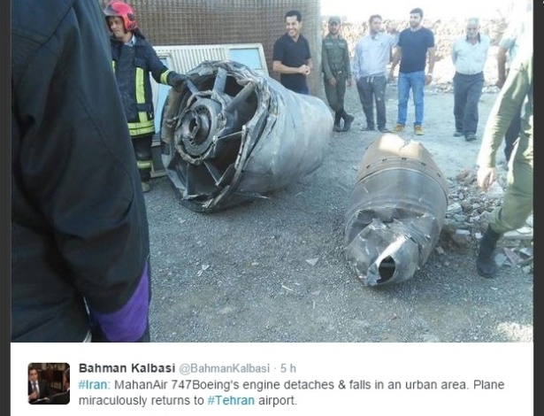 [Internacional] Avião faz pouso de emergência no Irã após perder parte do motor em voo 15out2015---parte-de-motor-de-aviao-da-mahan-air-que-caiu-em-uma-zona-rural-do-ira-em-imagem-publicada-no-twitter-pelo-jornalista-bahman-kalbasi-1444918137906_615x470