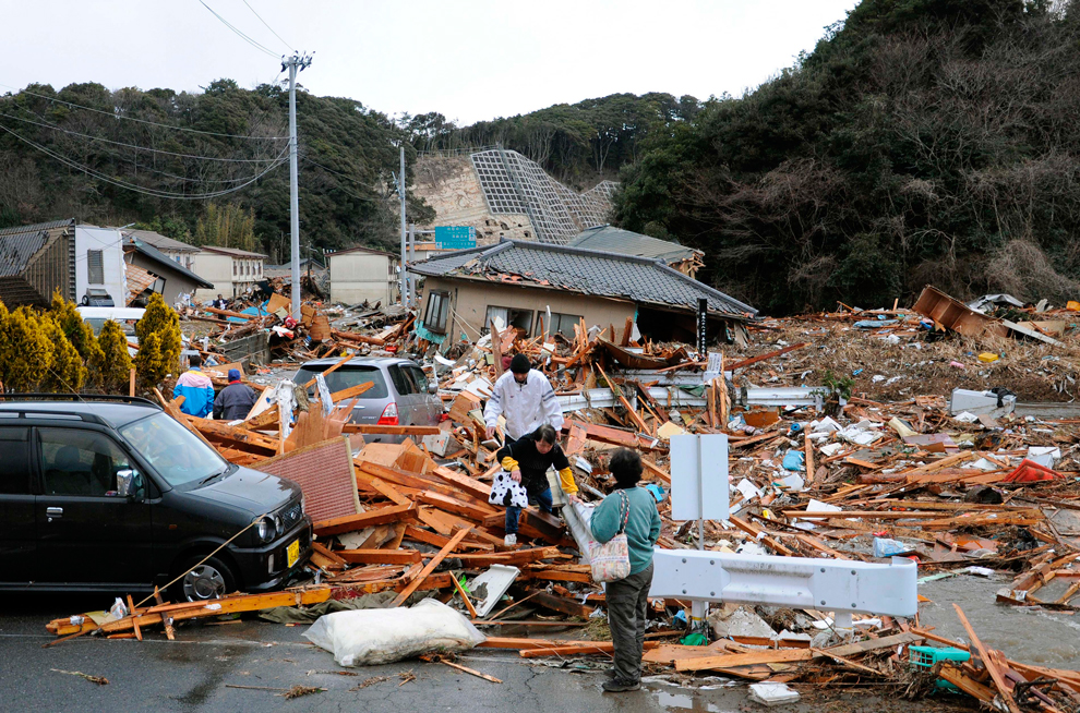 Tragedia din Japonia in imagini Bp45