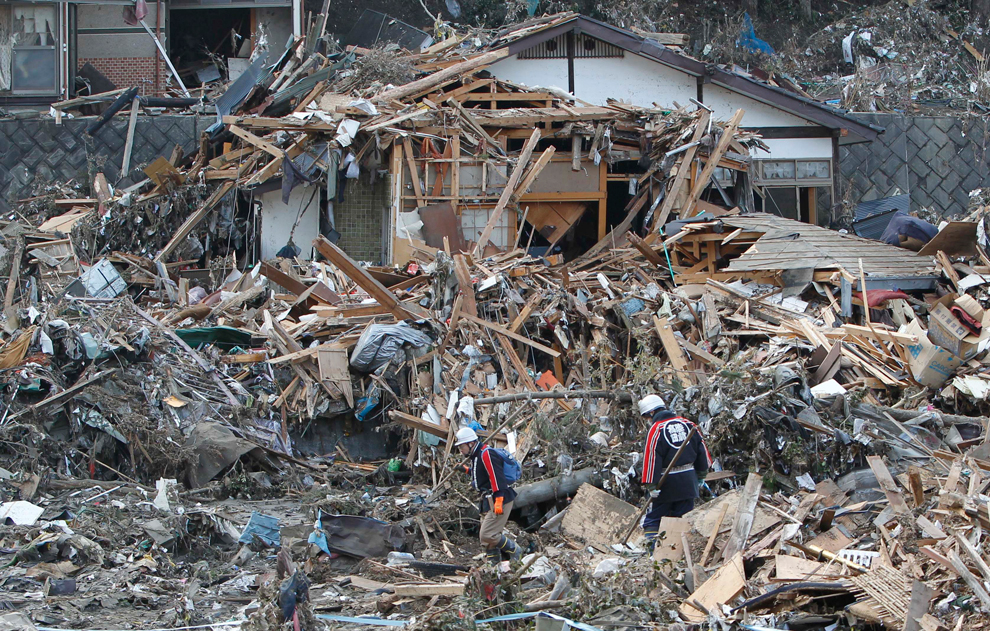 ''زلزال اليابان '' كارثة بكل المقايس Bp3
