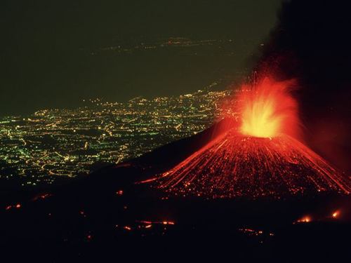 Mount Etna eruptions becoming more violent, and scientists are baffled as to why Volcanoes-facts-mount-etna