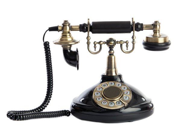 Stari telefoni 22574-telefon-nestandard1