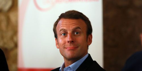 Qui est Emmanuel Macron ? - Page 8 Emmanuel-Macron-pret-a-ecrire-un-livre-pour-expliquer-pourquoi-il-est-de-gauche-500x250