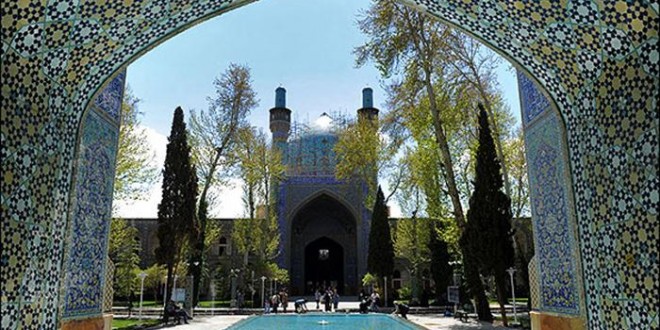 مدرسه چهارباغ در اصفهان Madrese-4-bagh-660x330
