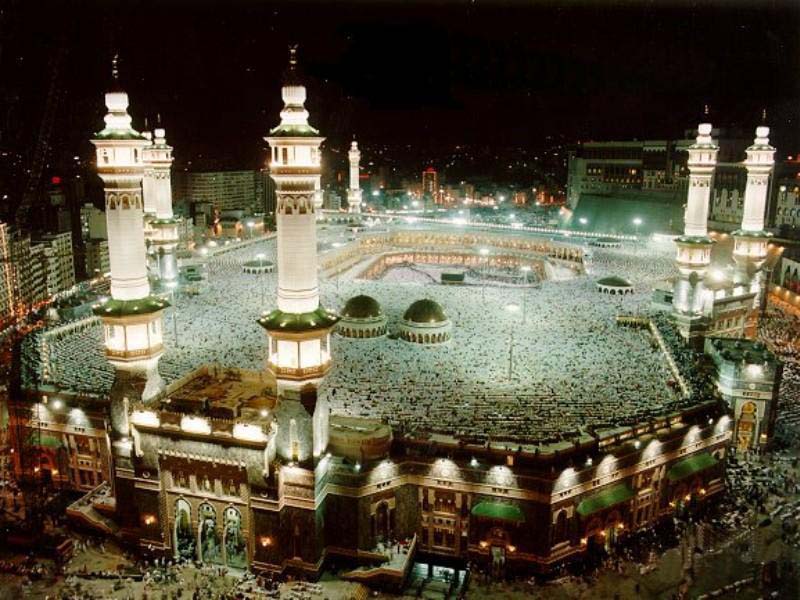 Regarde une feuille de personnage 01_masjid_haram