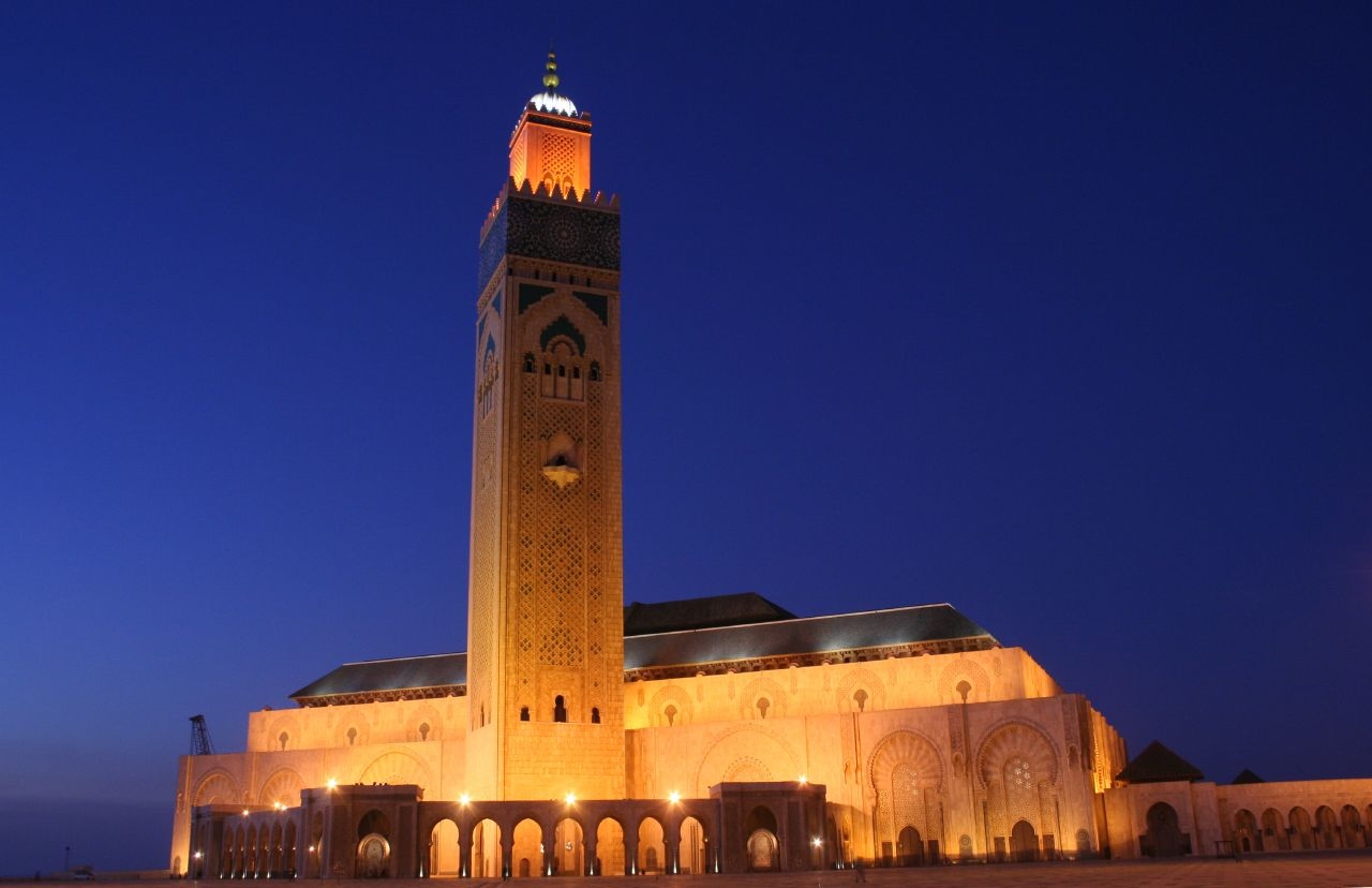 masjed du monde. Morocco_Hassan_II_Mosque_in_Casablanca_%28night%29