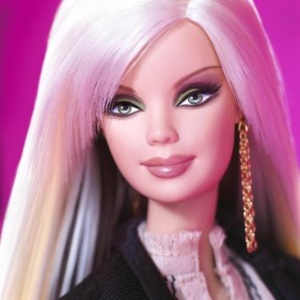 صور لعبة باربي صور باربي الحقيقة Mac-barbie-doll-headshot-2