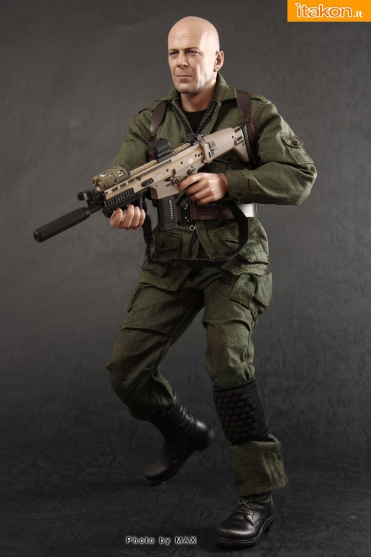  [Hot Toys] G.I. Joe Retaliation: Joe Colton 1/6 scale - Página 3 130726162333de6e4c538cbce6-533x800