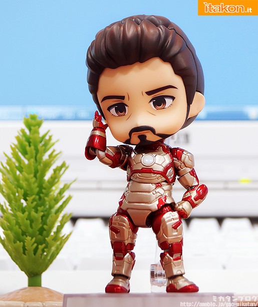 [Good Smile Company] Iron Man 3: Iron Man Mark 42 Hero's Edition Nendoroid Iron-Man-Mk-42-Iron-Man-GSC-Nendoroid-anteprima-10