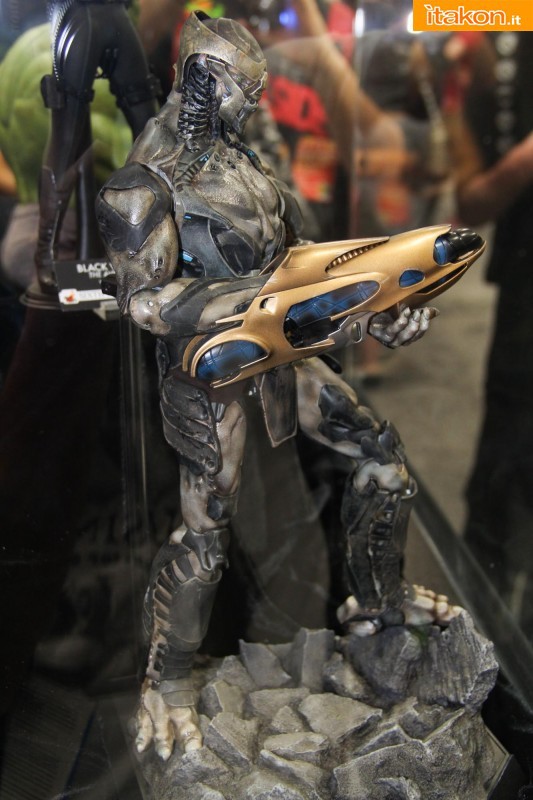 [Hot Toys] The Avengers: Chitauri Footsoldier and Chitauri Commander - LANÇADO!!! - Página 3 Hot-toys-sdcc13-part2-13-533x800